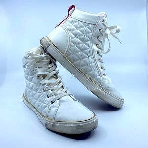 GUESS Melo High Top Sneakers Size 10.5 Quilted Faux Leather Mens Shoe White Gold